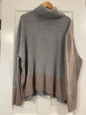 summersalt Gray & Taupe Colorblock Cashmere Blend Turtleneck Sweater